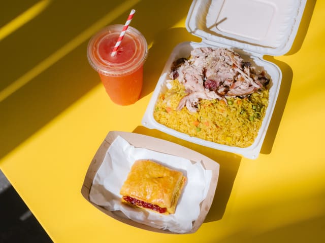 El Palacio de los Jugos by infatuation.com