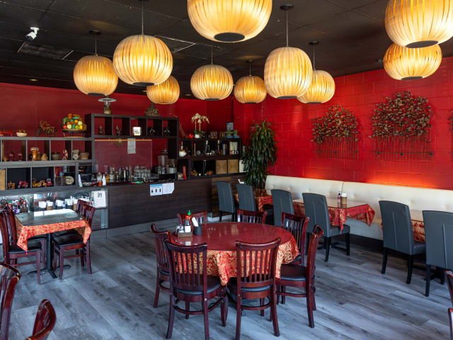 Little Lalune Cuisine by Matt Gendal