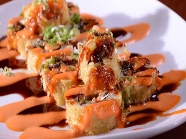 Mariscos y Sushi Tomateros by Infatuation - Reviews