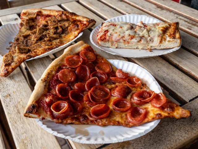 Steve's Pizza by Infatuation - Reviews