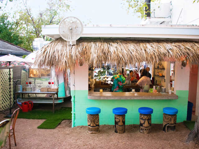 Pool Burger by @TheInfatuation