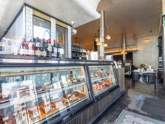 Gwen by @TheInfatuation