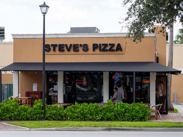 Steve's Pizza by @TheInfatuation