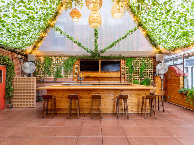 Sushi Lab Rooftop by Infatuation - Reviews