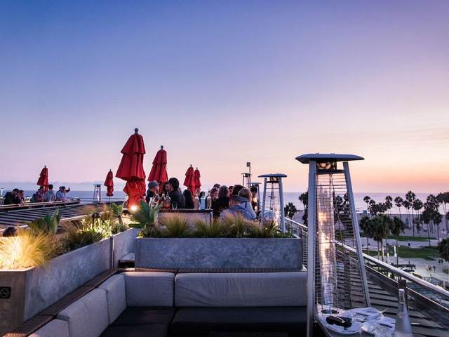 High Rooftop Lounge by @TheInfatuation