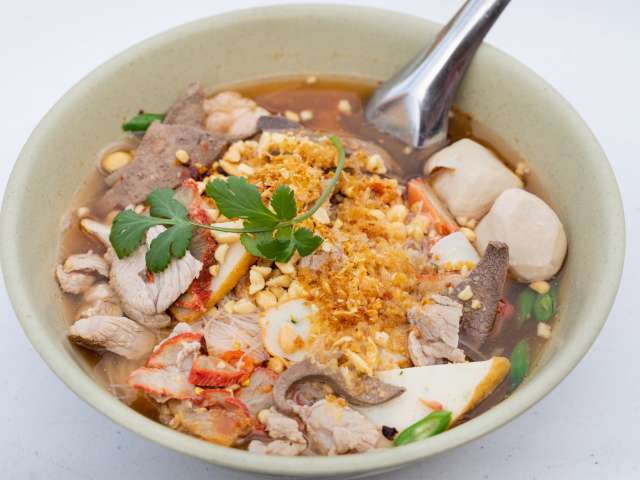 Pa Ord Noodle by Jakob Layman