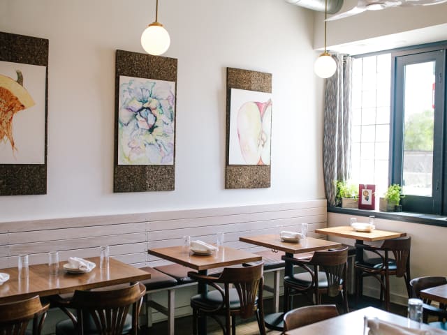 Daisies by @TheInfatuation