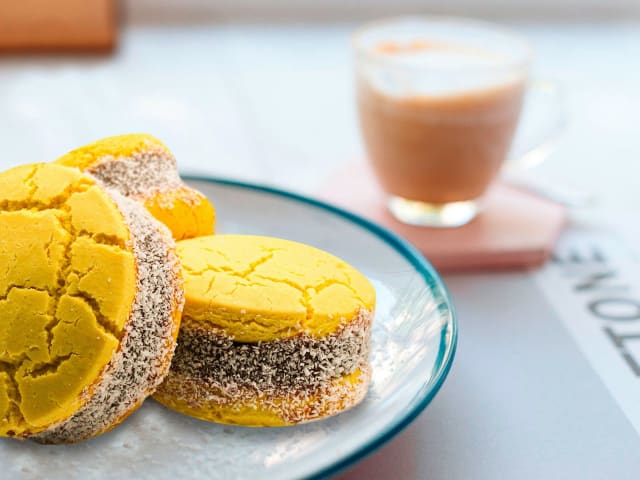 La Nueva 90 Bakery by @TheInfatuation