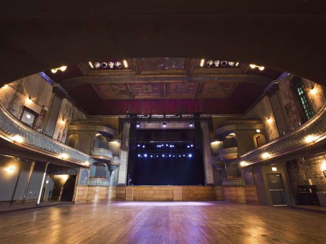 Dusek's Tavern by @TheInfatuation