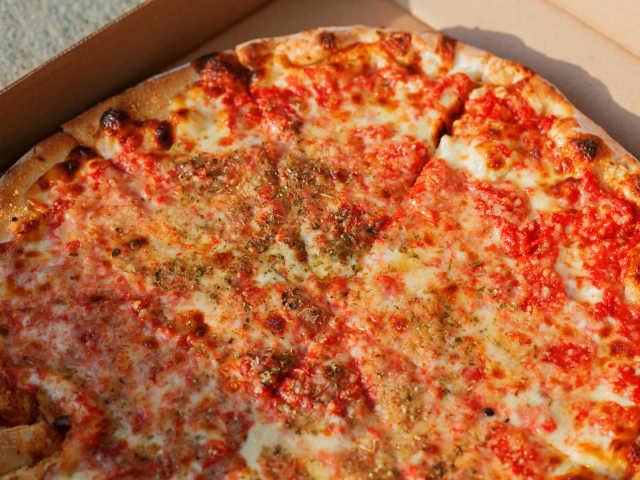 Santarpio's Pizza by @TheInfatuation