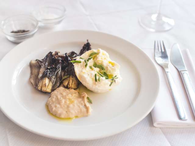 The River Café by @TheInfatuation