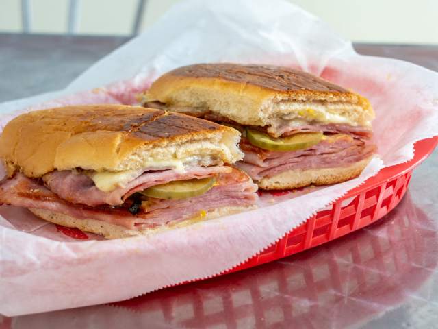 Enriqueta's Sandwich Shop by @TheInfatuation