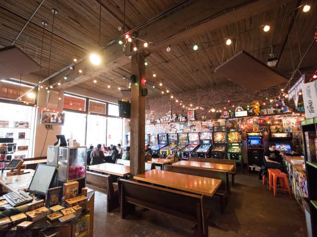 Raygun Lounge by @TheInfatuation