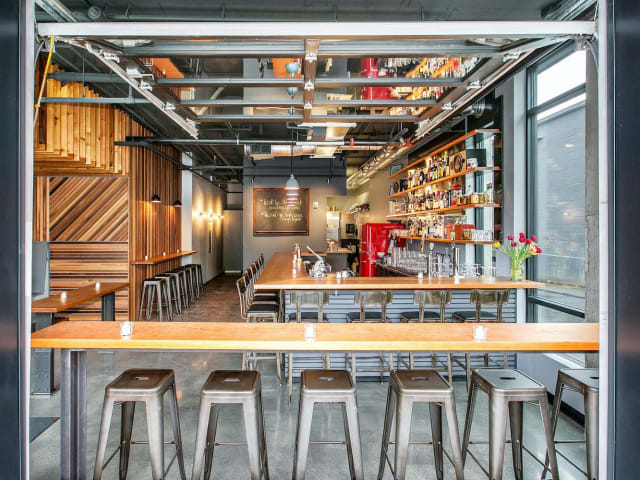 Russell's Tavern by @TheInfatuation