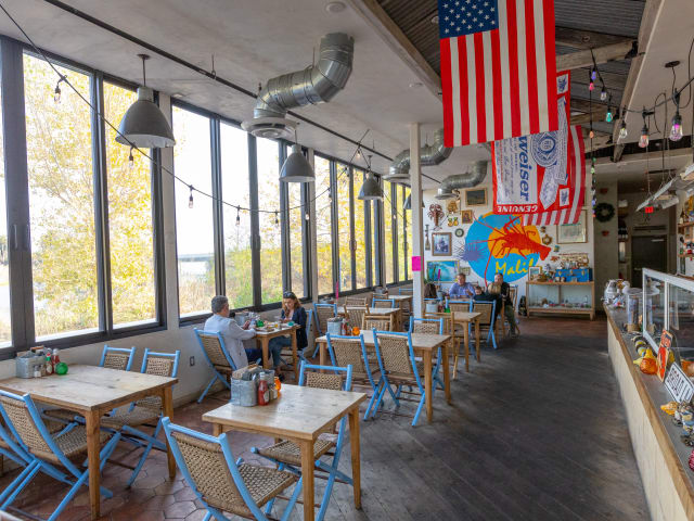 Broad Street Oyster Company by @TheInfatuation