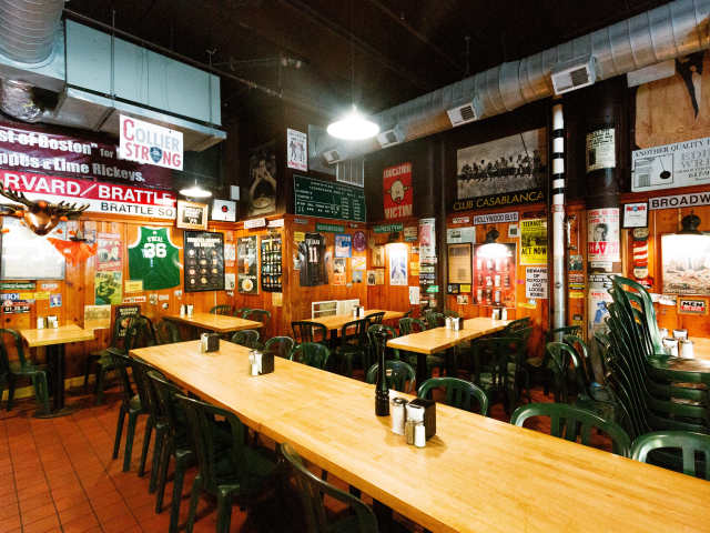 Mr. Bartley's Burger Cottage by @TheInfatuation