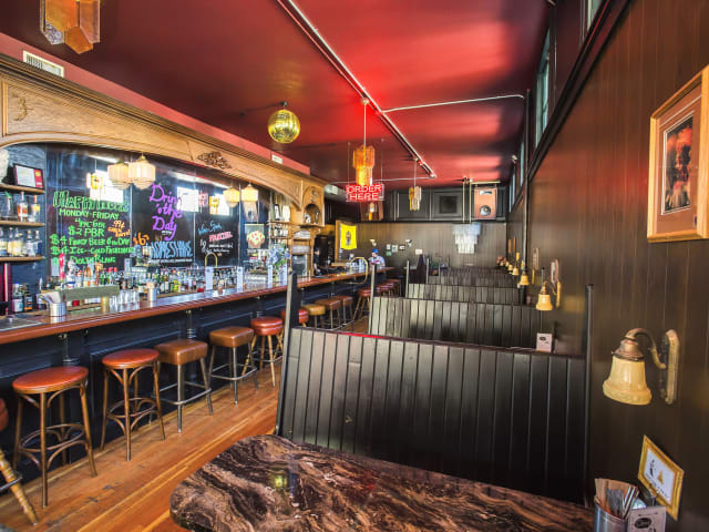 Dino's Tomato Pie by @TheInfatuation