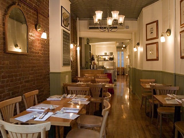 Pearlz Oyster Bar by Infatuation - Reviews