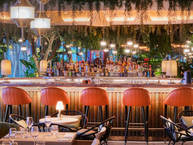 14 Stories by 14 Hills