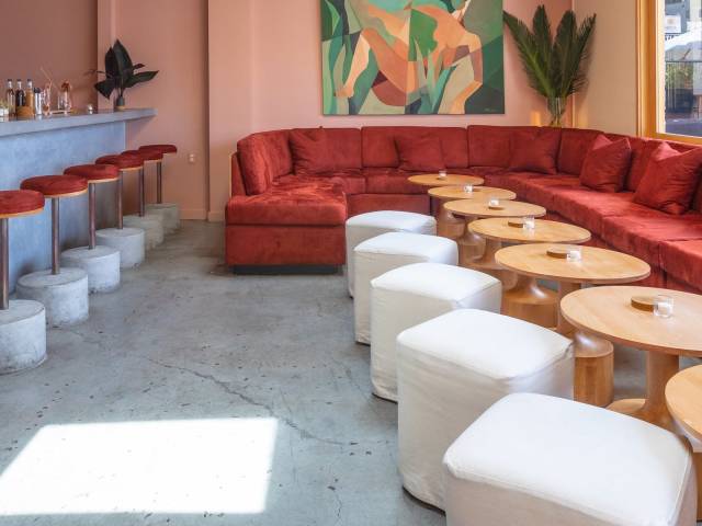 Bar Caló by Jakob Layman