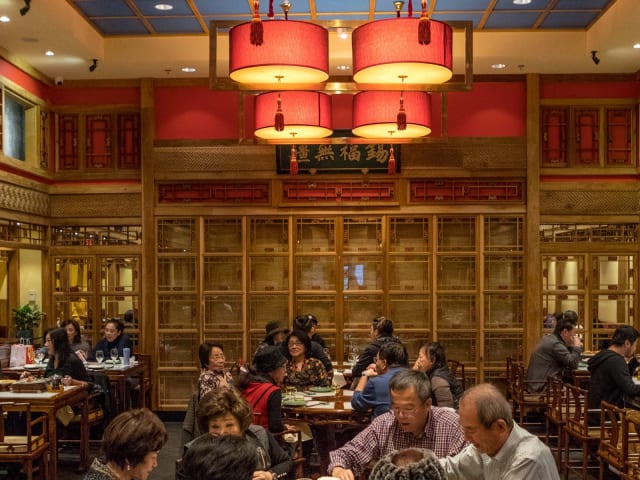 Bistro Na's by Jakob Layman