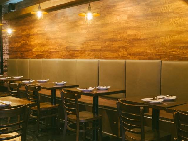 Hunan Bistro by Noah Devereaux