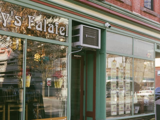 Ibby's Falafel by Infatuation - Reviews