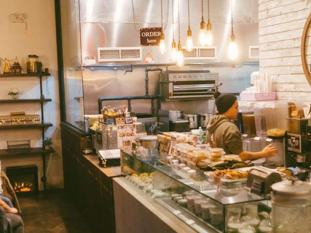 Khao Nom - ร้านข้าวหนม by Noah Devereaux