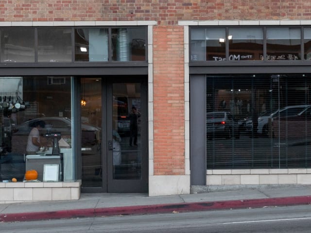 Le Comptoir by Jakob Layman