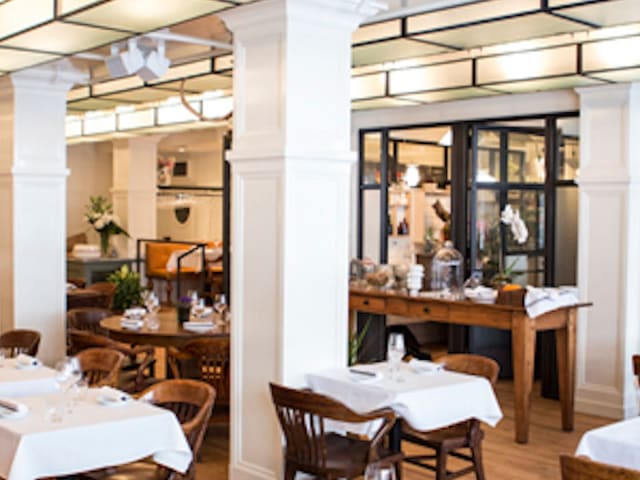 Montréal Plaza by infatuation.com