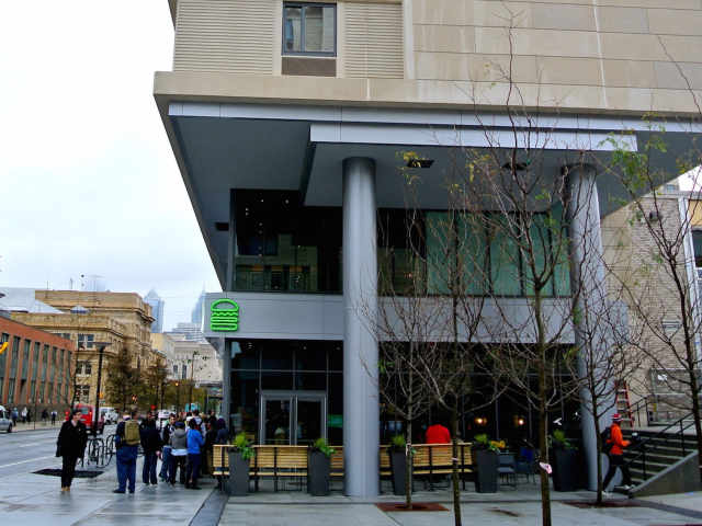 Shake Shack University City by @TheInfatuation