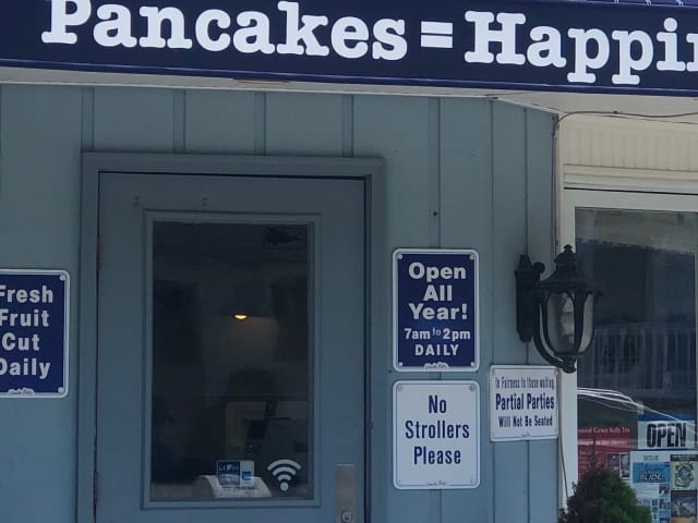 Uncle Bill's Pancake House by Infatuation - Reviews