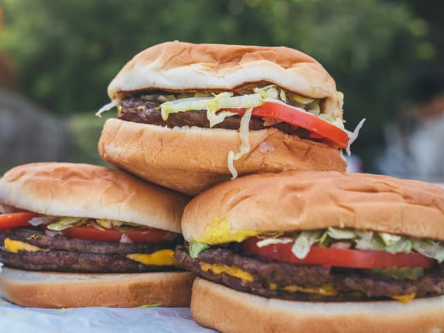 Sandy's Hamburgers by Roger Ho