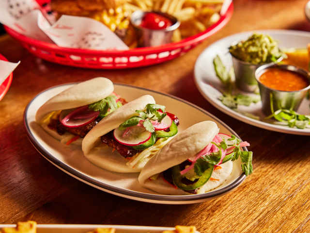 Lucky's Lounge by @TheInfatuation