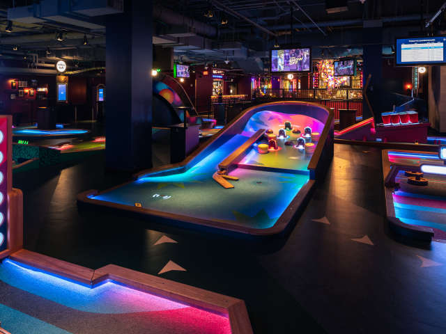 Puttshack - Philadelphia by Puttshack