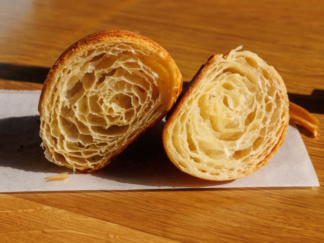 Radio Bakery by Alex Stein