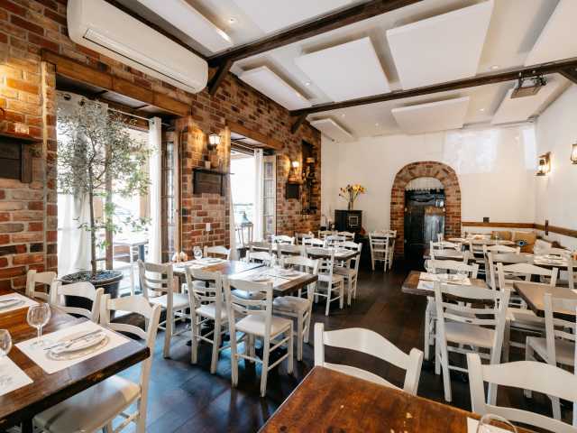 Agnanti by Kate Previte