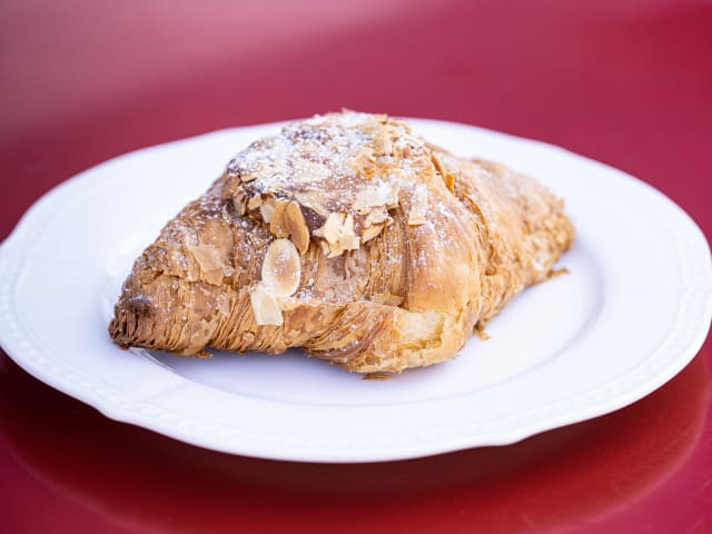 Beaucoup Bakery and Cafe by Mark Yuen