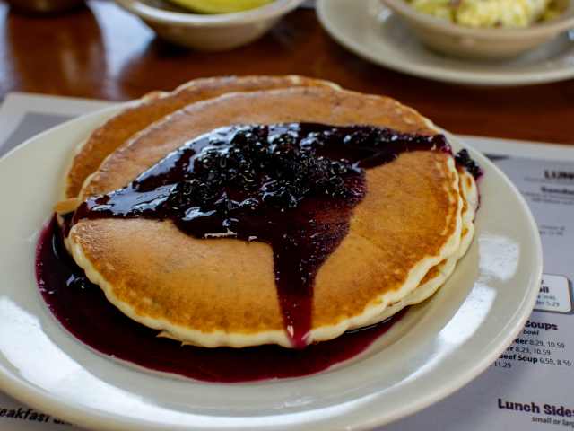 Jordan's Restaurant - Breakfast - Lobster Rolls - Burgers - Pancakes - Sandwiches by Anne Cruz