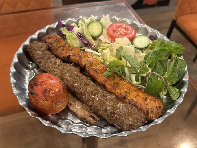 Asal Bakery & Kabob by Sylvio Martins