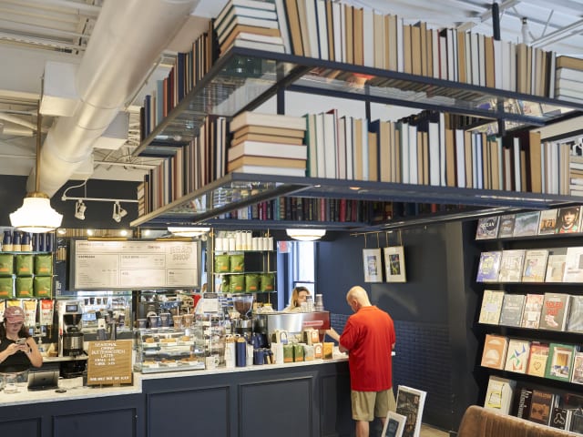 Read Shop by Mhandy Gerard