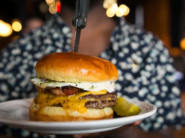 Au Cheval by Hogsalt