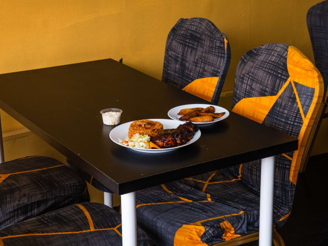 Aunty Jenny's Kitchen by Aleksandra Boruch