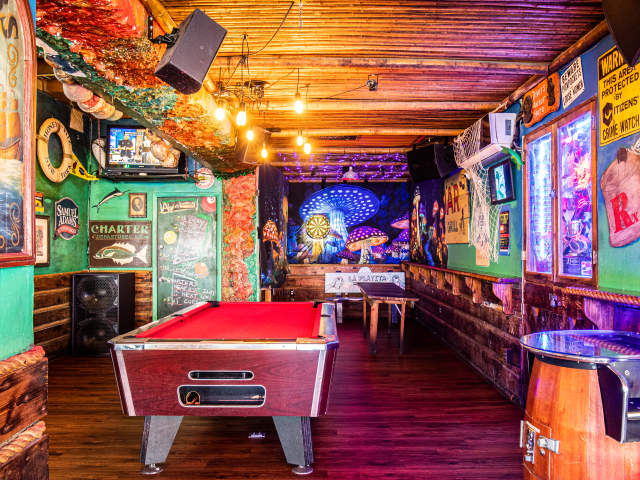 Barracuda Taphouse & Grill by CLEVELAND JENNINGS / @EATTHECANVASLLC