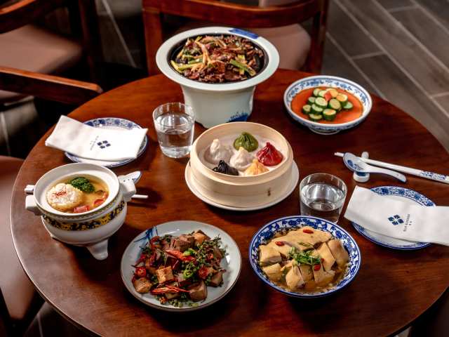 Blue Blossom 青花 by Infatuation - Reviews