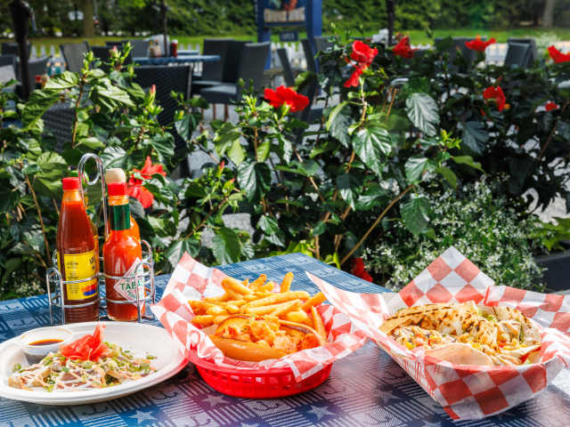 Bostwick's Chowder House by Alex Staniloff