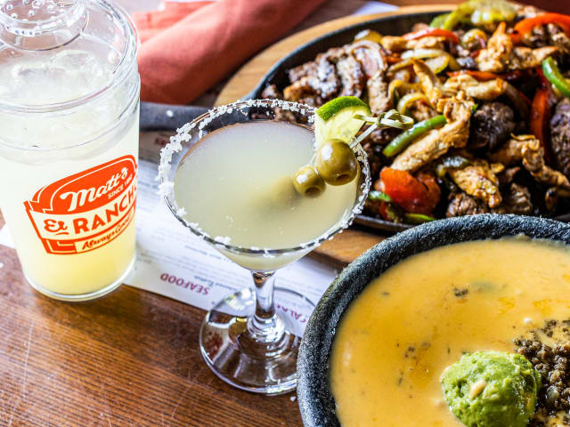 Matt's El Rancho by Richard Casteel