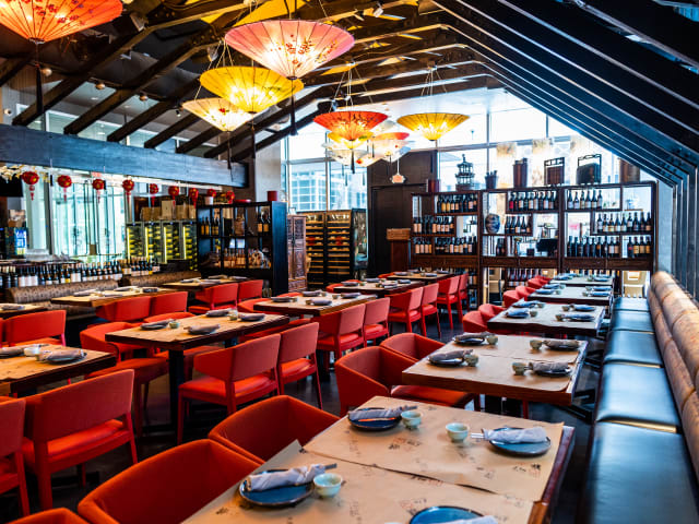 QI Austin: Modern Asian Kitchen by Richard Casteel