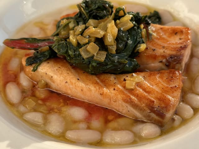 Cookbook Market & Cafe - Larchmont by Sylvio Martins