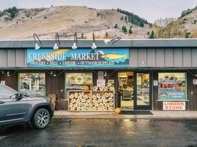 Creekside Market by Jenna Boshart